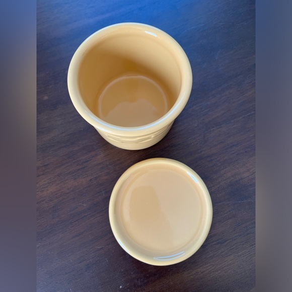 LONGABERGER Woven Traditions Pottery Yellow Lidded Crock - Picture 4 of 8